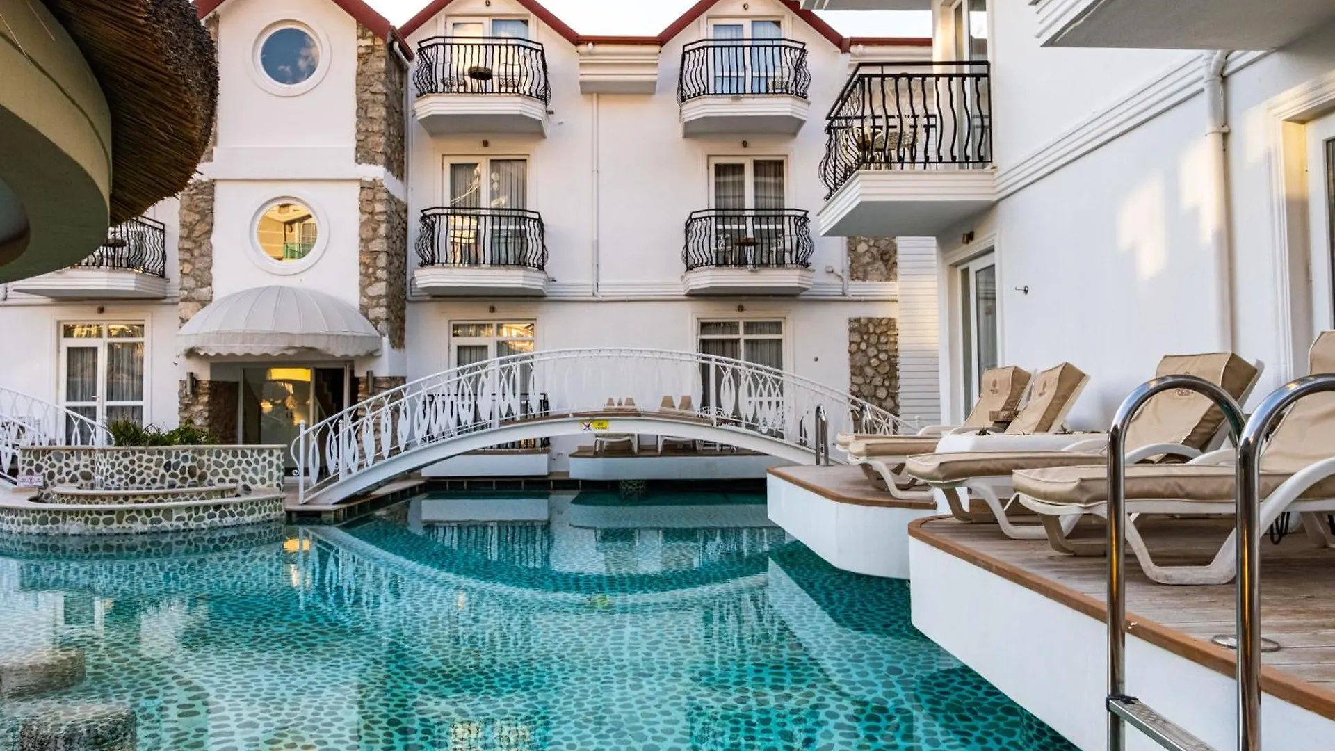 Hotel Pinehill Hotel&Suites Ölüdeniz