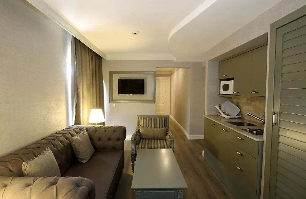 Pinehill Hotel & Suites Ölüdeniz