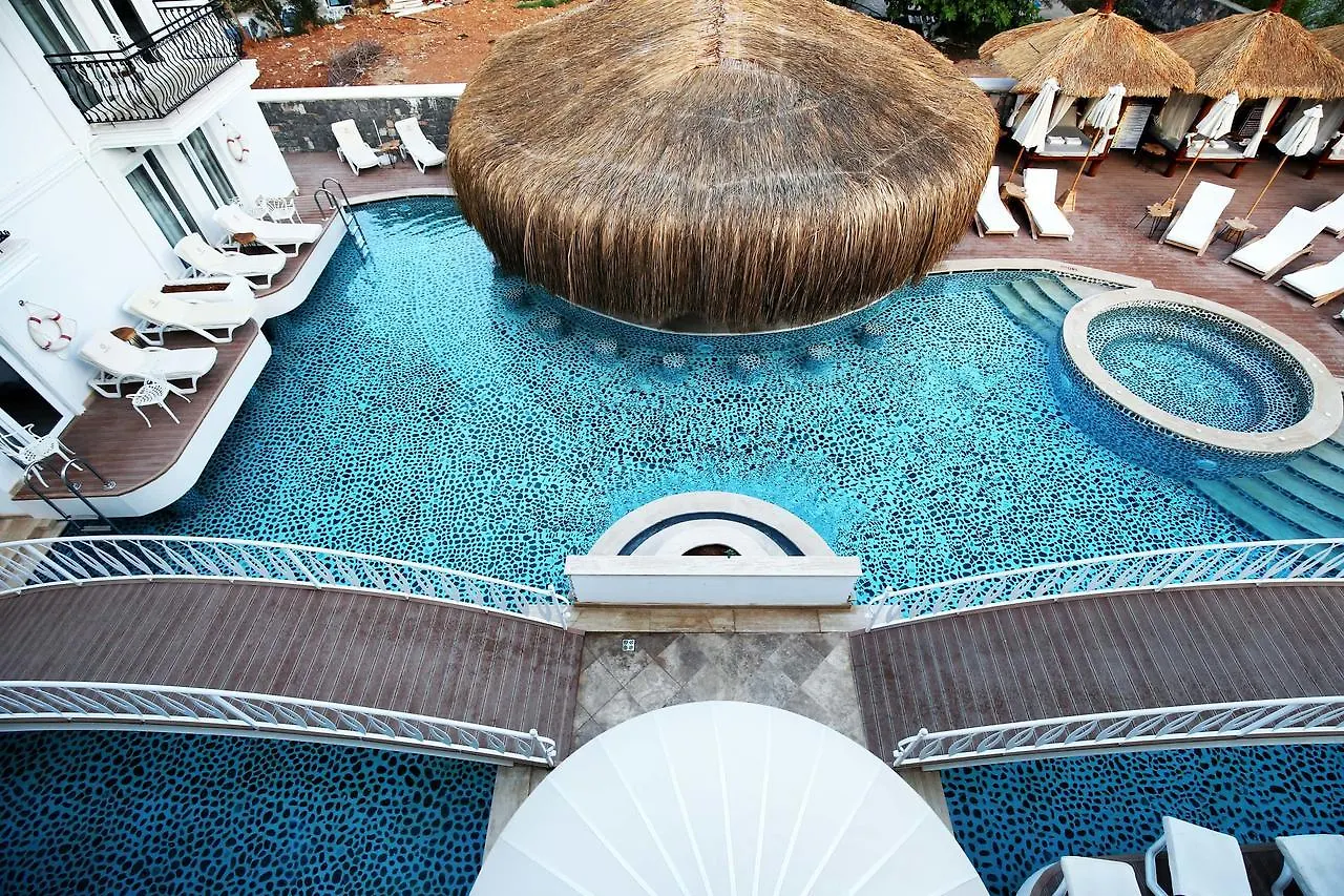 Pinehill Hotel & Suites Oludeniz
