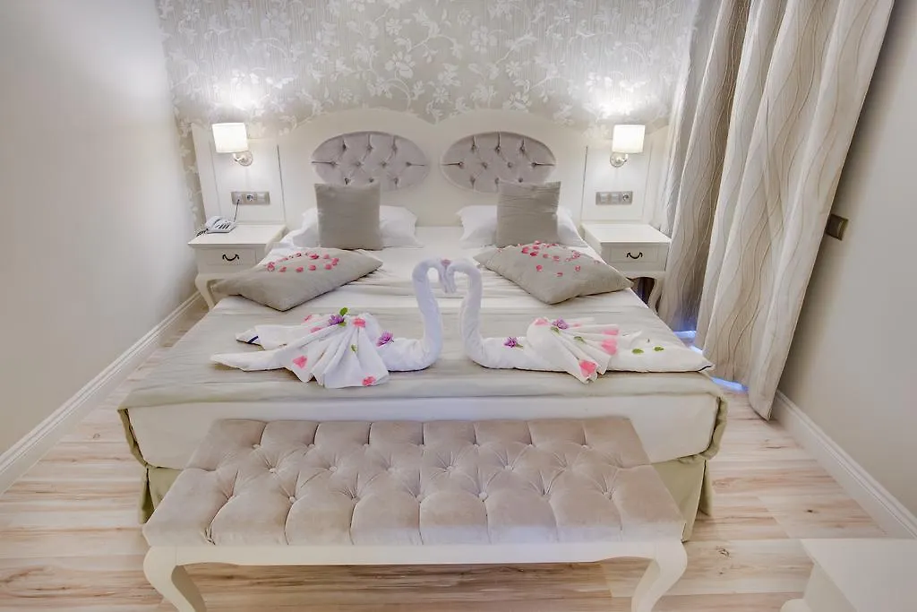 Pinehill Hotel & Suites Oludeniz