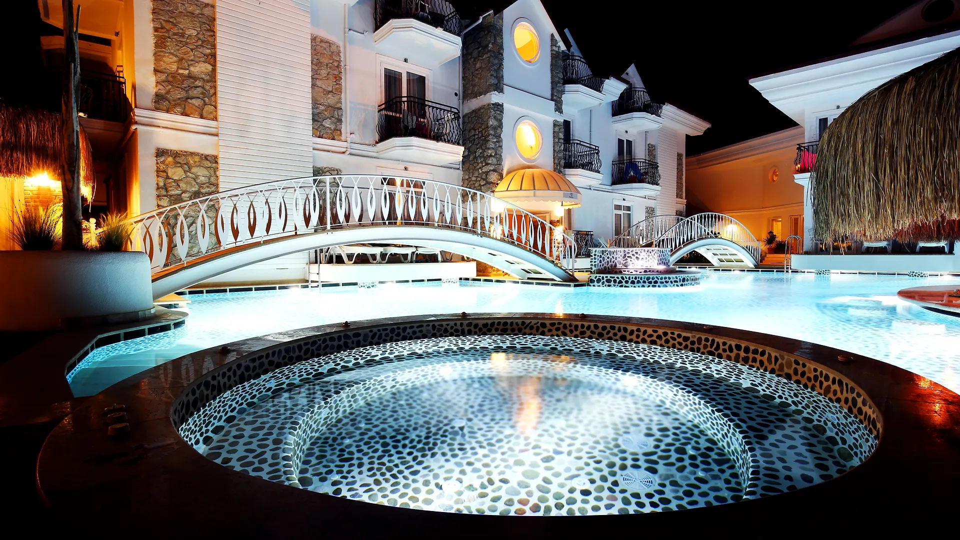 Pinehill Hotel & Suites Oludeniz 3*,  Turkey